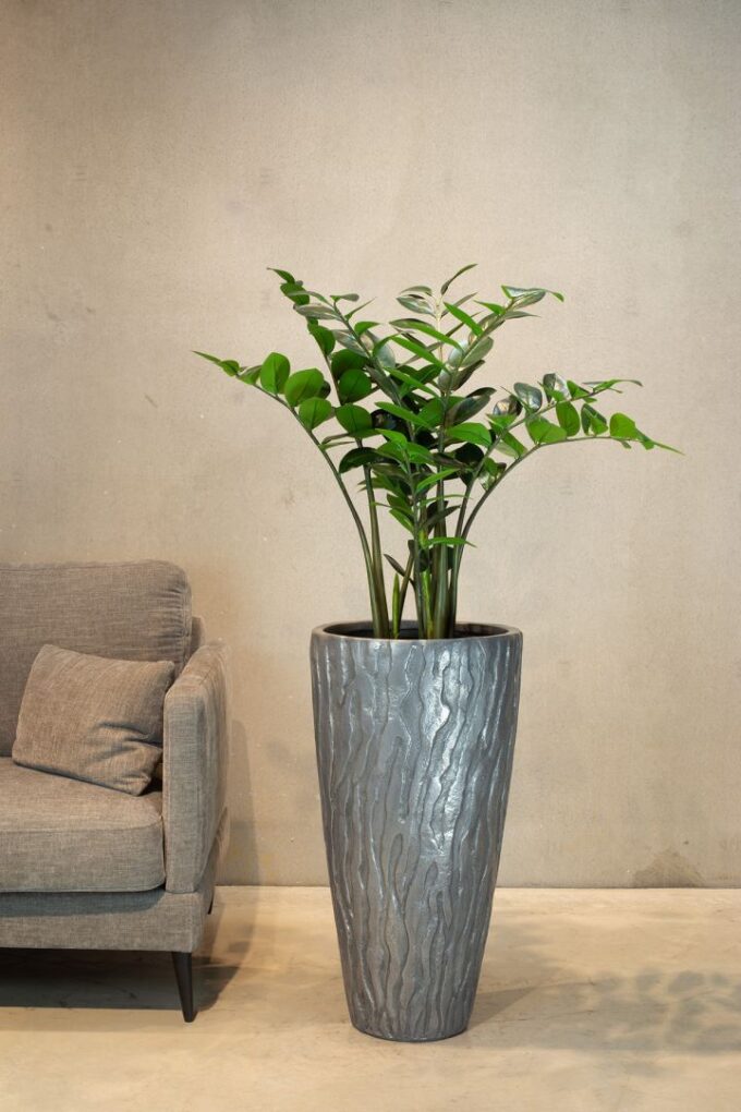 Talon floor vase, Ø 40 cm, height 75 cm, aluminum