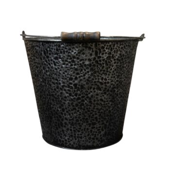 Bucket Jannik lead D30 H26